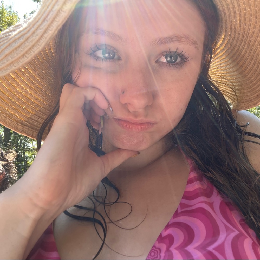 Meet your Posher, Madi